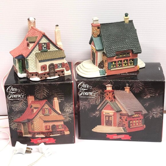 Santa's Best Our Town Porcelain First Edition Set 2 Lighted 1993 Village Houses - Picture 4 of 6